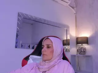 IrisKarim's Live Sex Cam Show