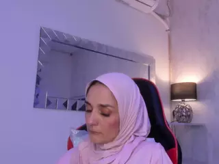 IrisKarim's Live Sex Cam Show
