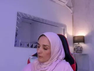 IrisKarim's Live Sex Cam Show