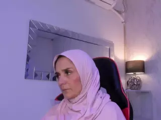IrisKarim's Live Sex Cam Show