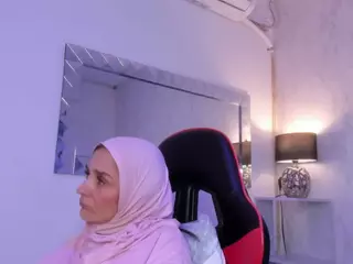 IrisKarim's Live Sex Cam Show