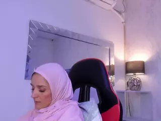 IrisKarim's Live Sex Cam Show