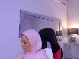 IrisKarim's Live Sex Cam Show