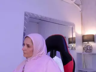 IrisKarim's Live Sex Cam Show