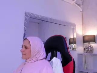IrisKarim's Live Sex Cam Show