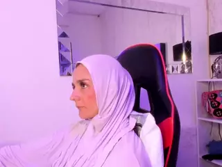 IrisKarim's Live Sex Cam Show