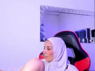 IrisKarim's Live Sex Cam Show