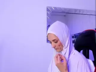 IrisKarim's Live Sex Cam Show