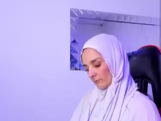 IrisKarim's Live Sex Cam Show