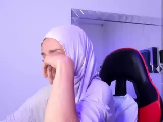 IrisKarim's Live Sex Cam Show