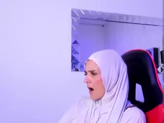 IrisKarim's Live Sex Cam Show