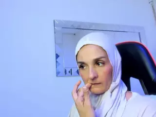 IrisKarim's Live Sex Cam Show