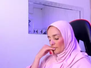 IrisKarim's Live Sex Cam Show