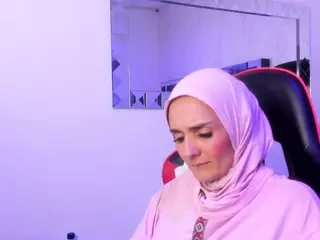 IrisKarim's Live Sex Cam Show
