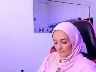 IrisKarim's Live Sex Cam Show
