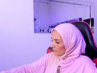 IrisKarim's Live Sex Cam Show