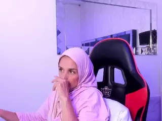 IrisKarim's Live Sex Cam Show