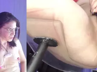 KateMoss1's Live Sex Cam Show