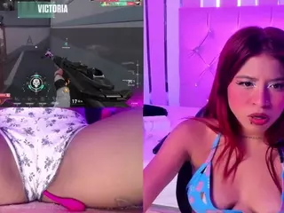 XimenaReid's Live Sex Cam Show