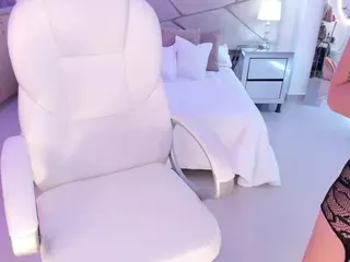 naomii-campbell's Live Sex Cam Show
