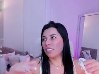 naomii-campbell's Live Sex Cam Show