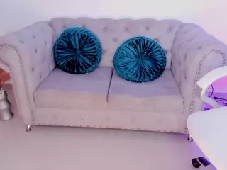 naomii-campbell's Live Sex Cam Show