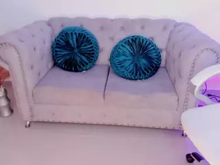 naomii-campbell's Live Sex Cam Show