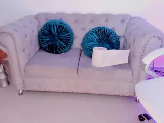 naomii-campbell's Live Sex Cam Show