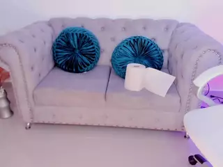 naomii-campbell's Live Sex Cam Show