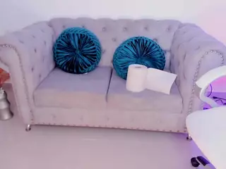 naomii-campbell's Live Sex Cam Show