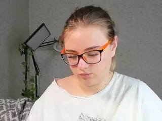 NaughtyCharming's Live Sex Cam Show