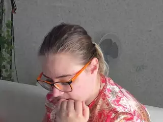 NaughtyCharming's Live Sex Cam Show