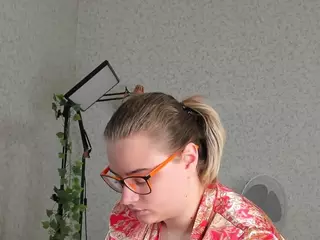 NaughtyCharming's Live Sex Cam Show
