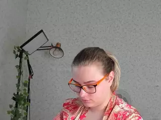 NaughtyCharming's Live Sex Cam Show