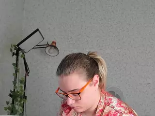 NaughtyCharming's Live Sex Cam Show