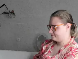NaughtyCharming's Live Sex Cam Show