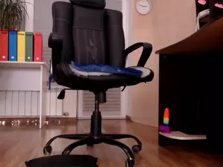hottdoll611's Live Sex Cam Show