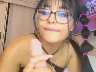 LAYLA NAUGHTY GIRL's Live Sex Cam Show