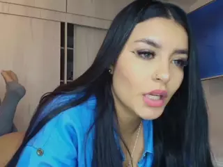 LAYLA NAUGHTY GIRL's Live Sex Cam Show