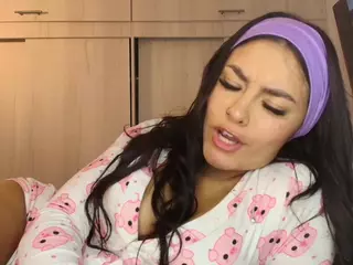 LAYLA NAUGHTY GIRL's Live Sex Cam Show