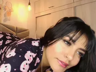 LAYLA NAUGHTY GIRL's Live Sex Cam Show