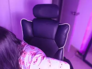 LAYLA NAUGHTY GIRL's Live Sex Cam Show