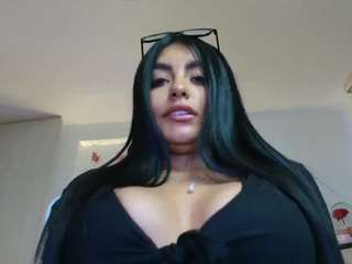 Layla Naughty Girl