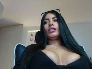 Layla Naughty Girl