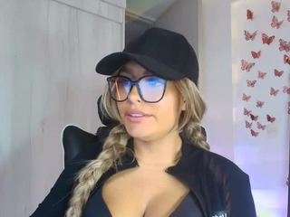 Layla Naughty Girl