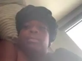 everyone on lubricated pussies's Live Sex Cam Show
