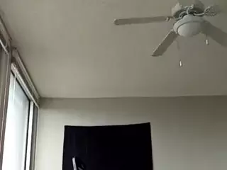 this a slimy pussy's Live Sex Cam Show