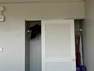 this a slimy pussy's Live Sex Cam Show
