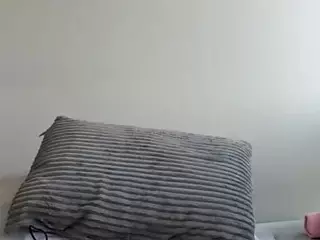 this a slimy pussy's Live Sex Cam Show