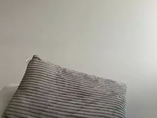 this a slimy pussy's Live Sex Cam Show